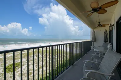 Image de Surfside Condos 402 - Beachfront Getaway