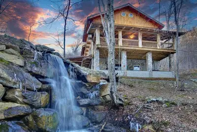 Image de Mountain Lodge w/ Hot Tub & Sauna