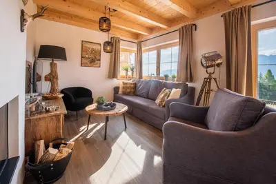 Image de Modern chalet with mountain view, sauna, and close to the slopes