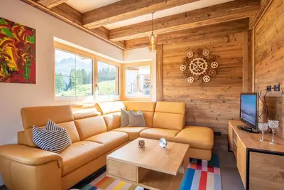 Image de Modern chalet with mountain view, sauna, and close to the slopes