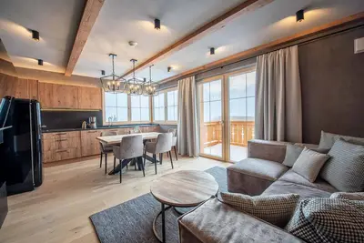 Image de Modern apartment with mountain view, sauna, and close to the slopes