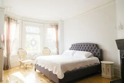 Image de Stunning and spacious heritage home