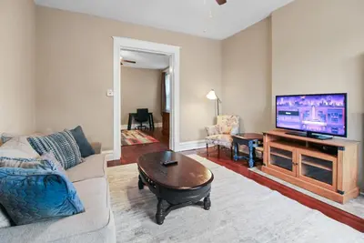 Image de Charming Pet-Friendly Apartment in St. Louis