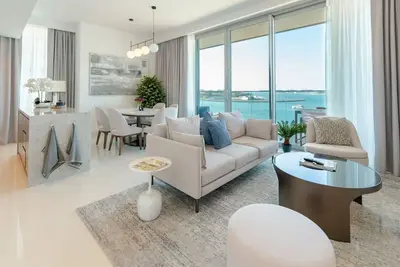 Image de Ocean View & Private Beach Access - 2br