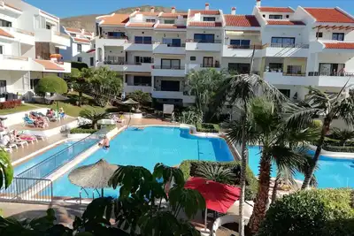 Image de Beach and relax in Los Cristianos. A few minutes walk from the beach.