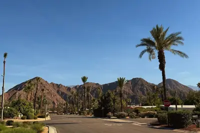 Image de Spacious 4br/4ba Mid-Century Modern in Indian Wells