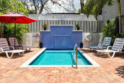 Image de Esperanza Suite Monthly Rental close to Duval