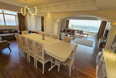 Image de Spacious 3-bedroom apartment with WiFi, Ac in marvelous Cairo Governorate
