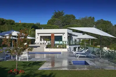 Image de Cannes Super Cannes - Vila Contemporaine de 290 m2 - Vue mer - 7 Chambres