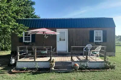 Image de The Country Cottage with studio style layout and WiFi, Ac in peaceful Davis