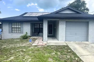 Image de Serene Home/Huge Backyard/Bbq-Near Beach/Mall/Golf/Lake/Airport/Shops/Restaurant