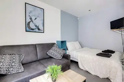 Image de 123 Suite Brancion - Superbe Studio Ă Paris