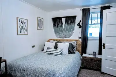 Image de *New* Vintage Riverside Motel Apt #6