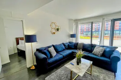Image de 2br/2Ba Apt-5 min to Seton Hall w/patio & parking