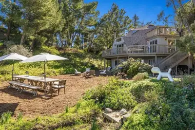 Image de Unique Dome Home in amazing Topanga, sweeping valley views +2 acre wonderland