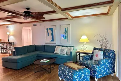 Image de Beach it at The Atrium -  3br + Den, sleeps 8.