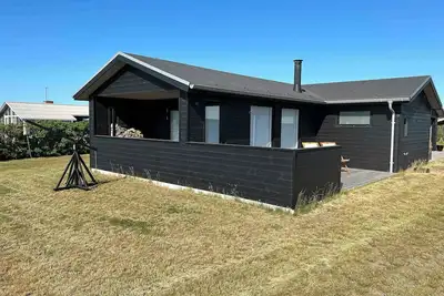 Image de Lovely summer house in scenic Nørlev,