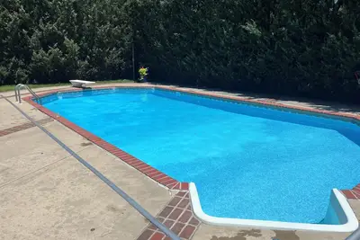 Image de Home for Eaa Week! Pool, HotTub and Much More to Relax before or after Airshow!