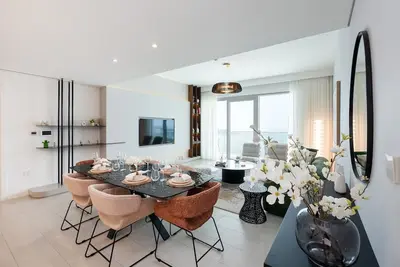 Image de Stylish Jbr 3br+M w/ Beach Access