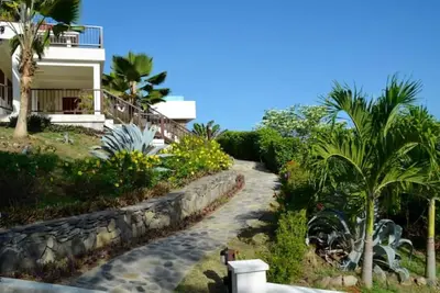 \"Shoreside\" - beach-front studio apartment for two