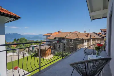 Image de 3-room maisonette apartment with terrace and balcony