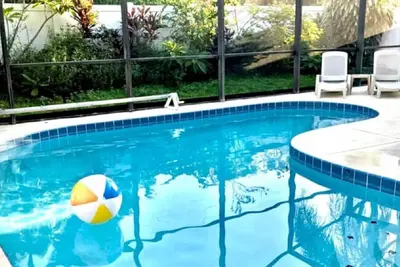 Image de Maison économique de 3 chambres - Piscine privée