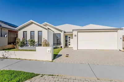 Image de 4br Spacious Family Home w/ Outdoor Dining & Games