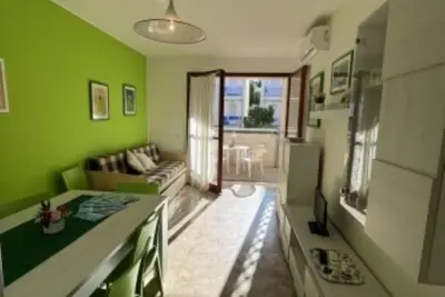 Image de Appartement avec parking à côté de la mer