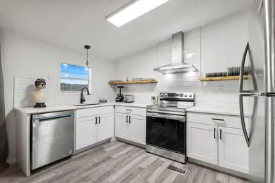 Image de Starlight Horizon Cabin A - Texas Hill Country Pet-Friendly, Pool, Stargazing