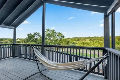 Image de Starlight Horizon Cabin M – Pool and Retreat | Pet-Friendly Texas Hill Country C
