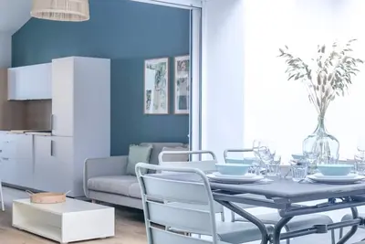 Image de Jolie maison rénovée quartier Arago Les Sables - 6 pers