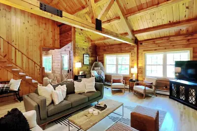 Image de Bucksport Bliss A Luxe Log Cabin. Waterview & Private.