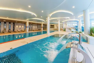 Image de Family apartment with 2 bedrooms, 4 pools, saunas, fitness center, playroom