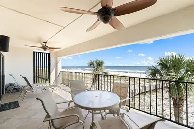 Image de BeachFront Stunner-Great Amenities-Shipwatch A301