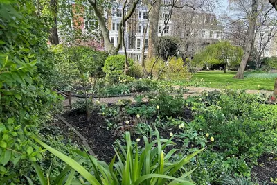 Image de Garden cottage in the middle of Nottinghill. Walk to great food, tube & shops