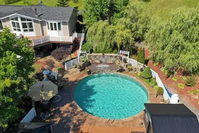 Image de Welcome to Casa Getaway. Adults only 35+. Secluded country retreat.