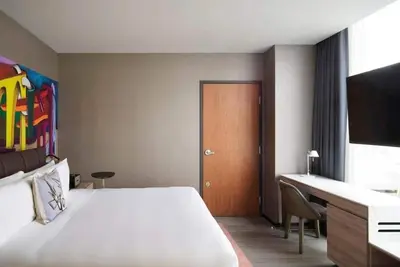 Image de Urban Escape: Pets Allowed, Nightclub & Shuttle, Parque México!