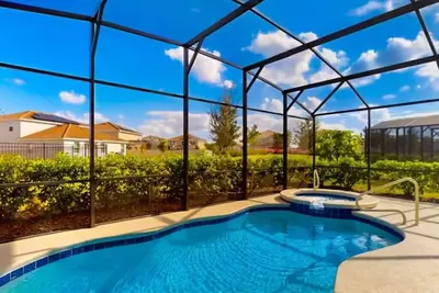 Image de Disney Getaway! Private Pool, Hot Tub & Game Room. Book Now! #Solt958