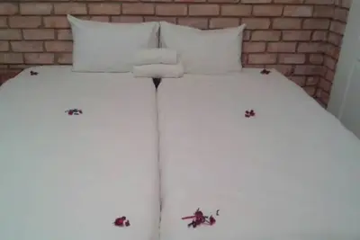 Image de Pandeinge - Budget Double or Twin Room