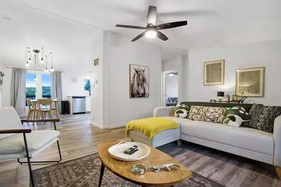 Image de Starlight Horizon Cabin B – Pet-Friendly Texas Hill Country Cabin Near Canyon La