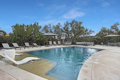 Image de Starlight Horizon Cabins E+F+G+H – 4 Side-by-Side Cabins Pet-Friendly Texas Hill
