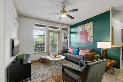 Image de Cozy 2br in Champion City Park 2438