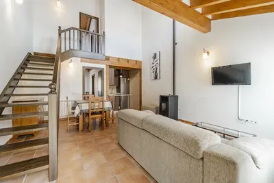Image de Maison de campagne 'Rural Iglesia 2' avec terrasse partagée, jardin privé et balcon
