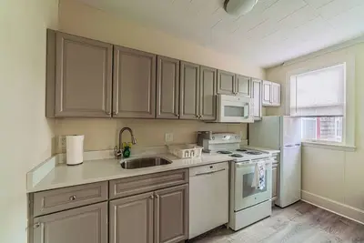 Image de One Bedroom Apartment Located in Downtown Falmouth