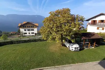 Image de Appartement 'Casa Valle Folgaria' avec vue sur la montagne, terrasse et jardin partagés