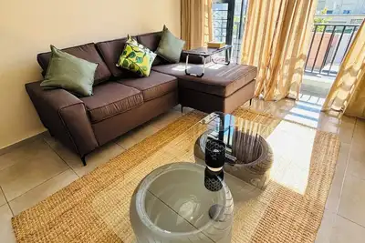 Image de 2-bedroom apartment in beautiful Midrand Waterfall with WiFi and walk to mall