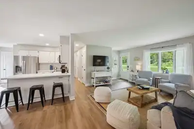 Image de Calm, Cozy Duplex Excellent For Everlasting Memories With The Family!