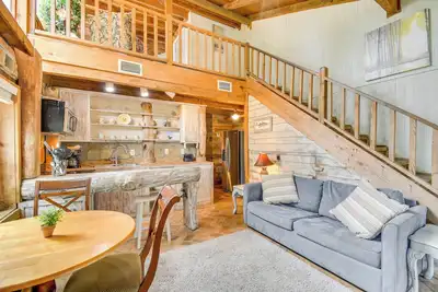 Image de Riverfront Deck: Outdoor Retreat in Fairhope!