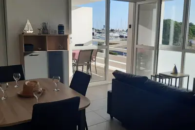 Image de Superbe T2 climatisé avec parking, 4 pers, proche plage