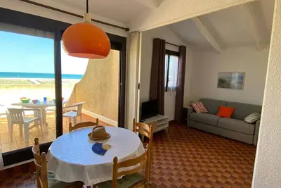 Image de Charmante Villa T2 Face Mer, Parking Privé, Idéale pour 4 Personnes
